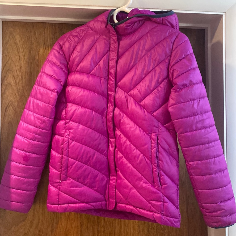 Youth size L (14/16) Columbia lightweight puffy coat.